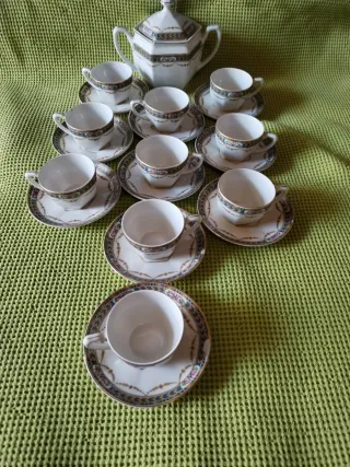 Bule e 10 Chávenas Loiça Vila Nova de Gaia