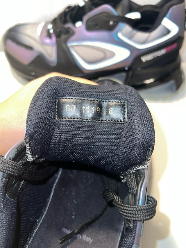 Deportivas Louis Vuitton Run Away Lona Gris Negro