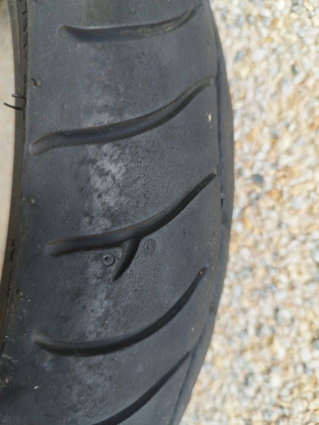 Neumático Metzeler Feelfree 110/70 r16