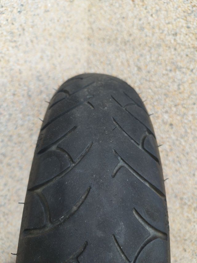 Neumático Metzeler Feelfree 110/70 r16