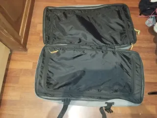 Maleta de viaje Eastpak grande