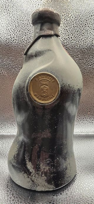 Lotto 001 - Sei bottiglie da collezione