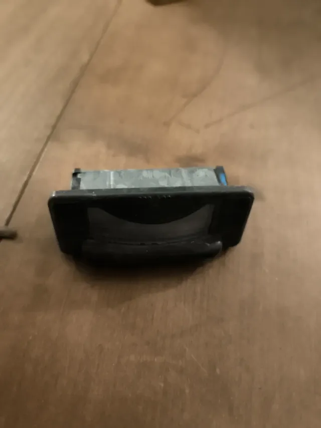 Luz matrícula Mercedes MB100