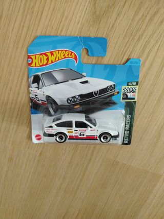 Hot Wheels Alfa Romeo GTV6 3.0