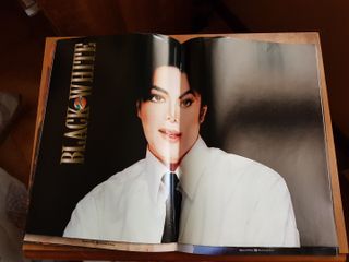 Michael Jackson riviste Black & White nn. 13 e 16