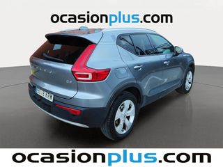 Volvo XC40 D3 Momentum Auto 110 kW (150 CV)