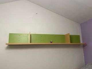 Cama con cajones, armario, espejo y escritorio