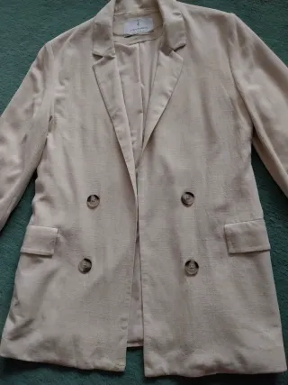 Americana Stradivarius beige