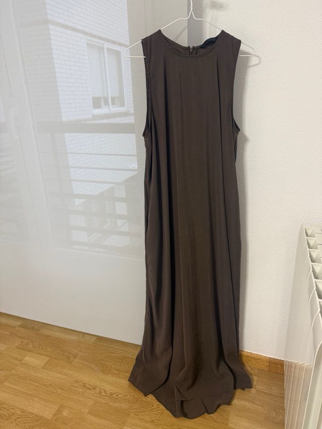 Vestido largo Zara marrón