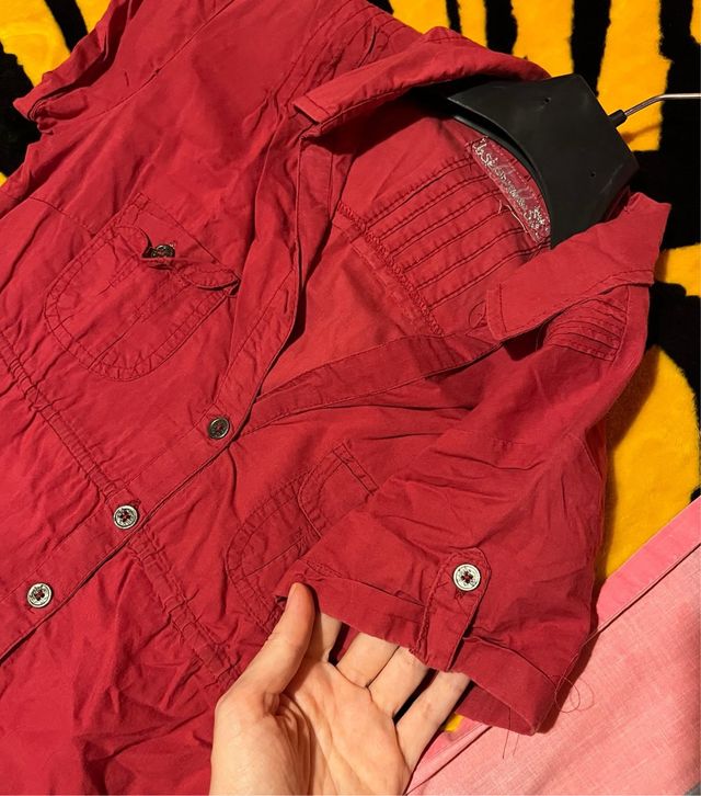 Camisa ancha color vino