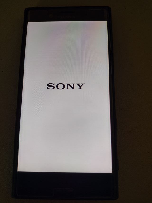 Móvil Sony Xperia XZ2