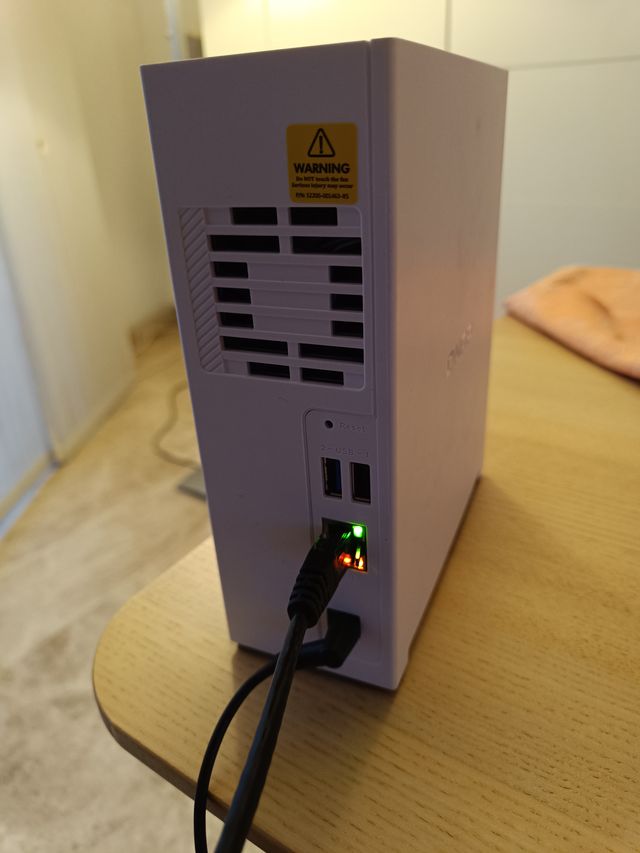 NAS QNAP TS-133 con disco WD 2TB