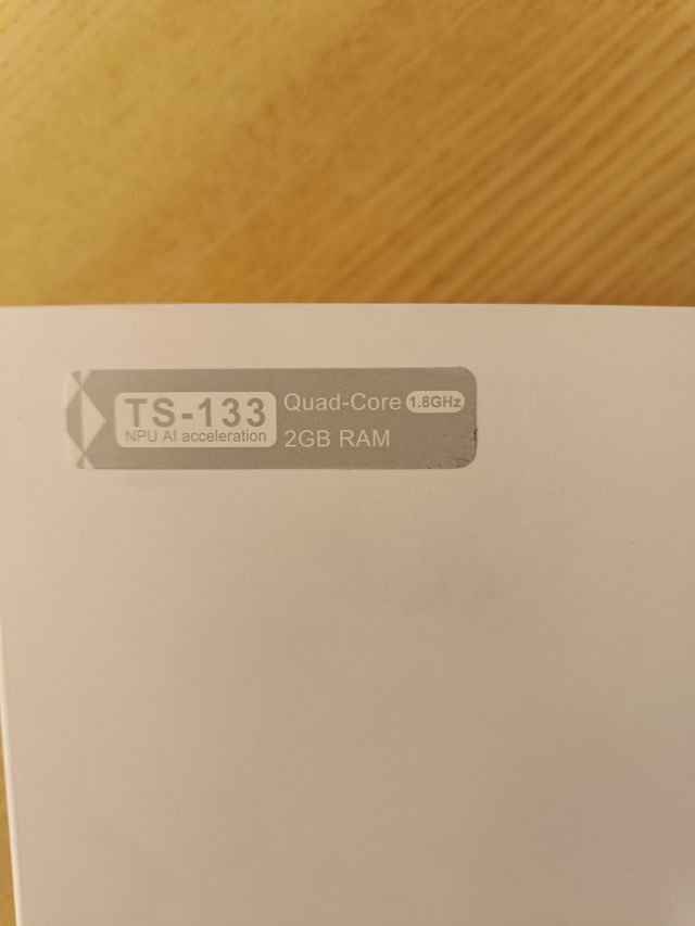 NAS QNAP TS-133 con disco WD 2TB