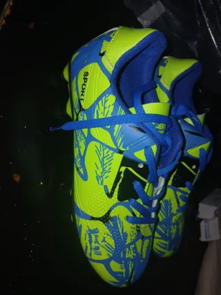 Botas de fútbol niño