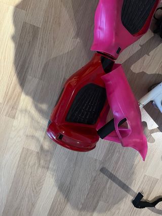 Hoverboard con asiento, manillar nuevo y cargador.