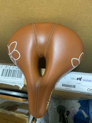 Sillín de bicicleta Monty marrón