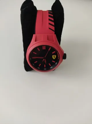 Reloj Ferrari Rojo y Negro