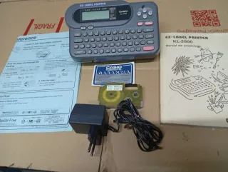 Etiquetadora Casio KL-2000 Gris