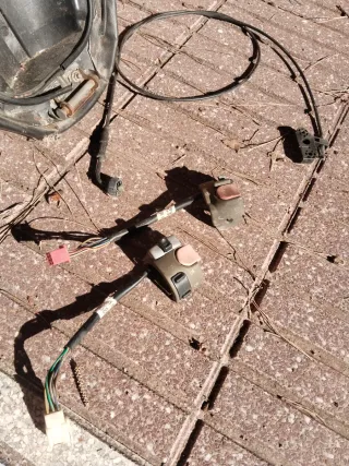 Asiento y Accesorios Yamaha Aerox 49cc