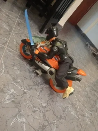 Action Man Atom con Moto y Espada