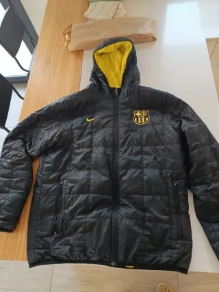Chaqueta Nike FC Barcelona Plumas Negra Amarilla