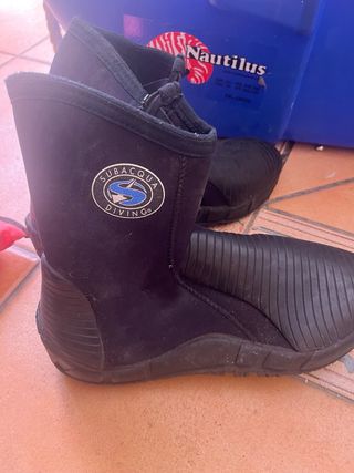 Escarpines de neopreno talla S. n42