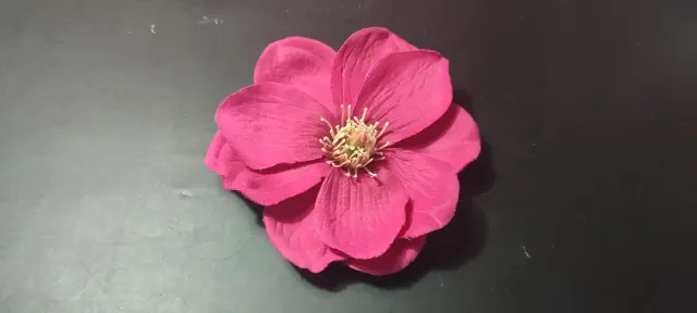 Broche Flor Grande Rosa Fucsia.