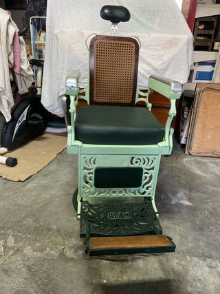 Silla Barbería Triumph Antigua