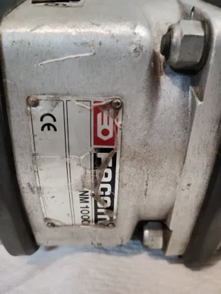 Llave de impacto 1" FACOM NM1000