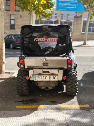 Can-Am Commander 1000