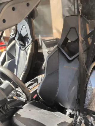 Can-Am Commander 1000