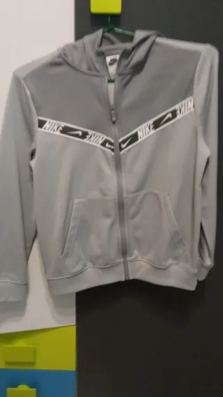 Sudadera Nike Dri-Fit Gris Talla M