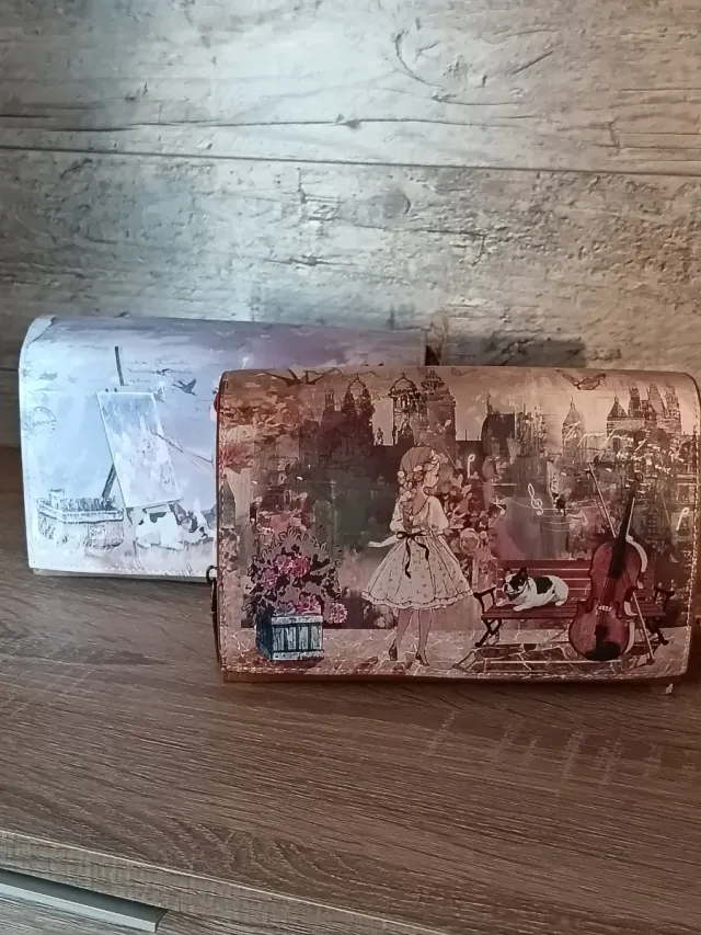 Bolso de mano con diseño vintage