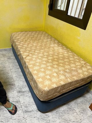 set de habitación juvenil  100€(solo ésta semana )