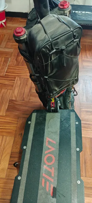 Patinete Laotie 8000W SE Vende o se cambia