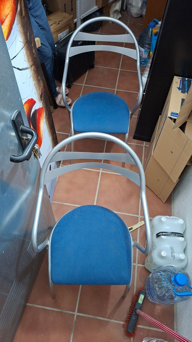 2 Sillas/Sillones Apilables Azul/Plata