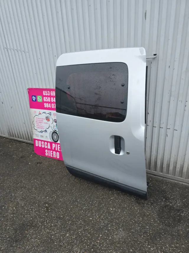 Puerta corredera Dacia Dokker gris