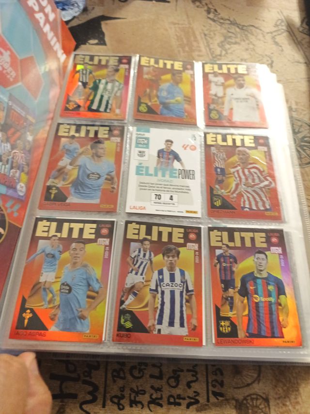 Álbum Megacracks 2023-24 + 450 cards