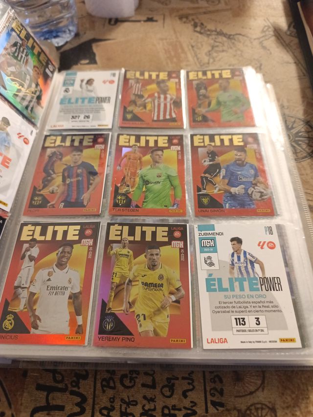 Álbum Megacracks 2023-24 + 450 cards