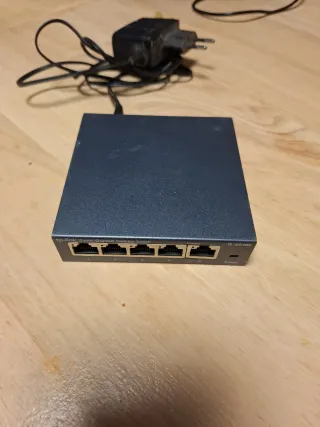 TP-Link TL-SG105 Switch Escritorio 5 Puertos