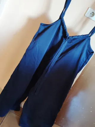 Pantalón azul con tirantes