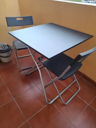 Conjunto mesa + 2 sillas plegables IKEA