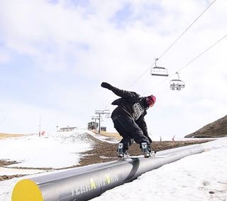 Clases particulares snowboard 30€- 1h 50€- 2hs