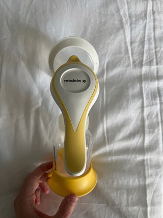 Extractor de leche Medela manual
