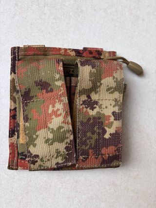 Porta caricatori mimetico