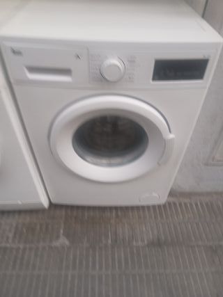 Lavadora Blanca Carga Frontal
