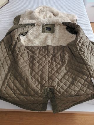 Parka verde con forro de borrego