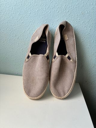 Alpargatas Victoria Grises