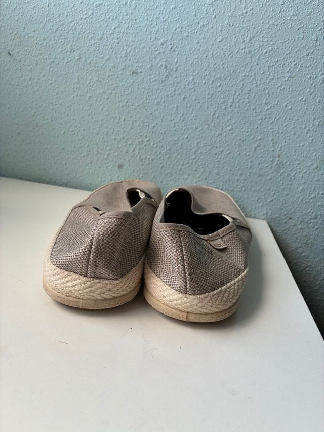 Alpargatas Victoria Grises