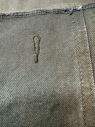 Se vende maquina de ojales de sastrería.